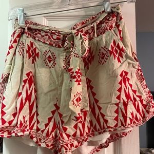 Francesca’s Miami brand geometric women’s short size medium with pockets.